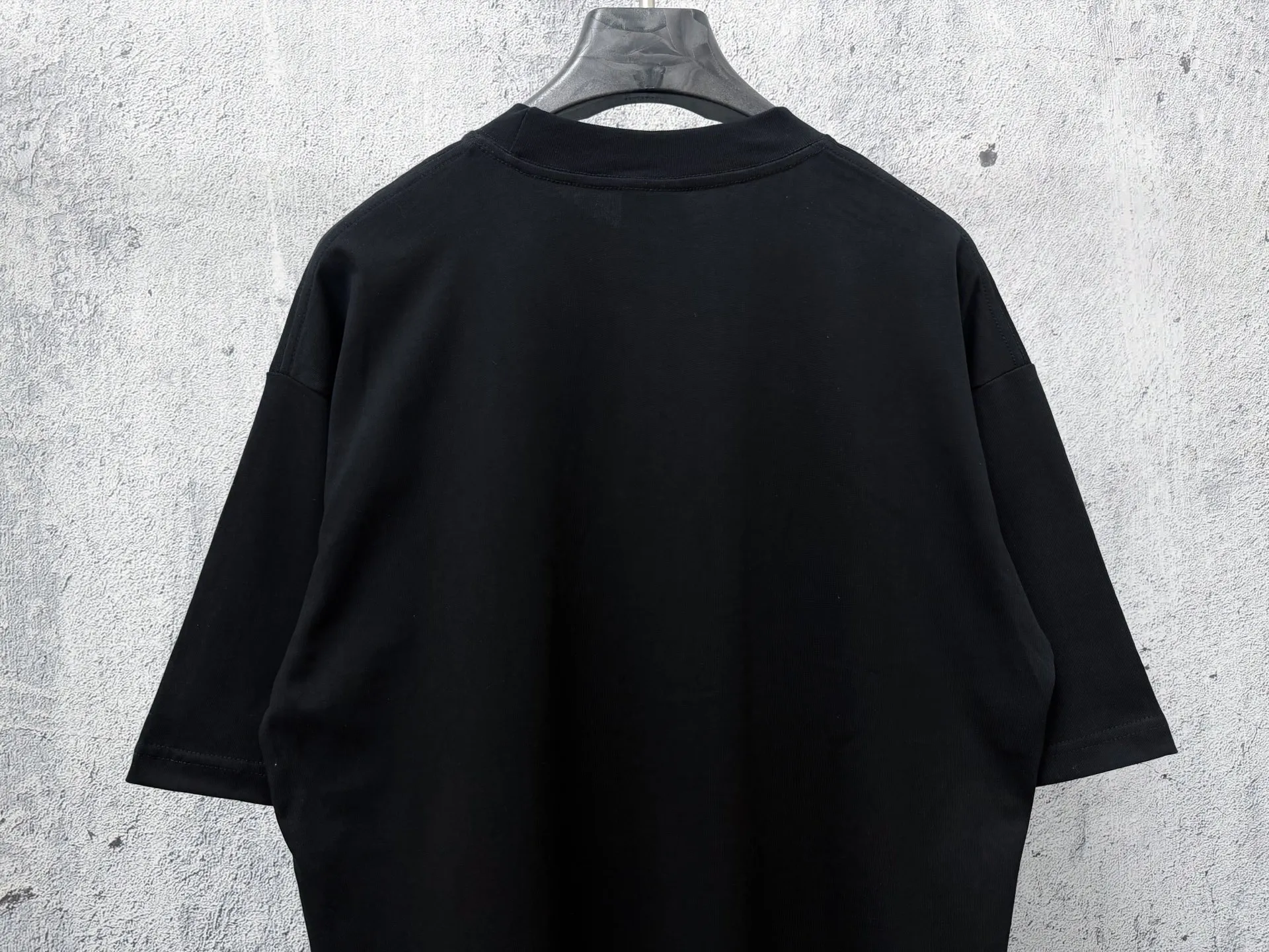 【Balenciaga】 2026 T Same Style T 。 ， ， ， ， ， 。 ， 。 ， 、 ， Retro ， Black、Gray、Pink :Black Size：XS S M L